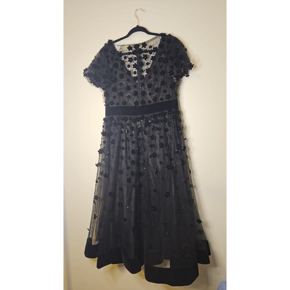 Mac Duggal Embellished Mesh Midi Dress with Butterfly Sleeves & Velvet Trim - Picture 6 of 6